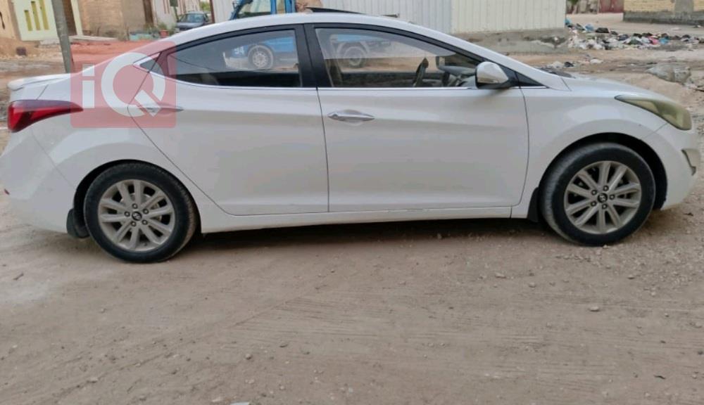 هیوندای ئەلەنترا